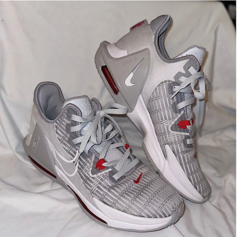 LeBron Witness 6 Pure Platinum